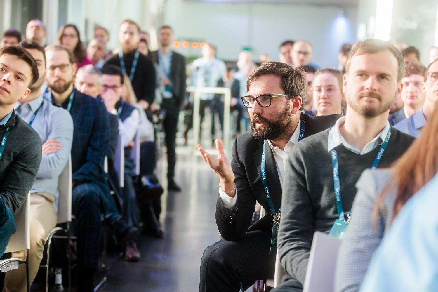 People in the plenum